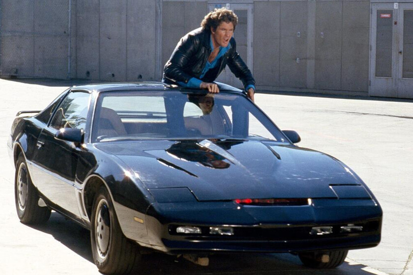 Cuando el Coche Fantástico casi mata a Ted por David Hasselhoff durante la ComicCon en una escena eliminada