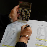 Ocho detalles que no deben faltar en tu presupuesto para no pillarte los dedos