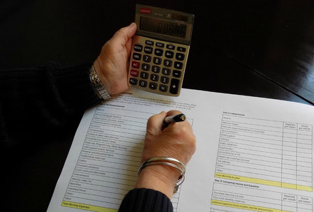 Ocho detalles que no deben faltar en tu presupuesto para no pillarte los dedos