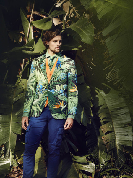Scapa apuesta por prints tropicales para SS2016