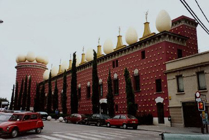 Salvador Dalí: vida, obra y museos