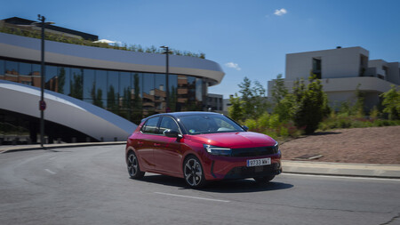 Opel Corsa Hybrid 2024 14