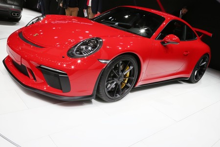 Salon De Ginebra 2017002