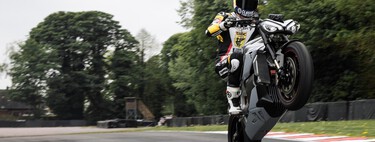 Triumph, crítica con el futuro de las motos eléctricas de competición: "No nos engañemos"