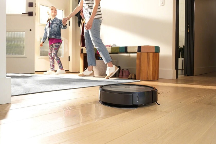 https://www.compradiccion.com/drones-y-robotica/robot-aspirador-comentarios-amazon-aspira-pasa-mopa-vacia-deposito-solo-base