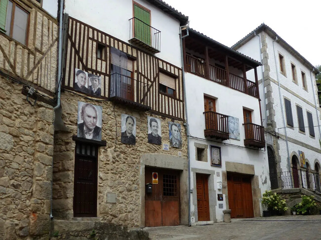 Mogarraz Pueblo Olvido