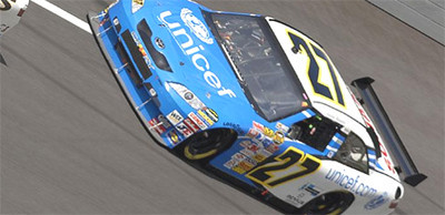 Buen debut de Villeneuve en la NASCAR