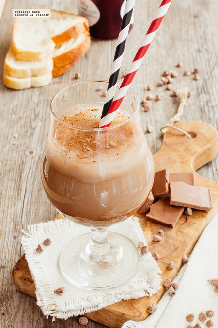 Coctel de Baileys moca. Receta de bebida