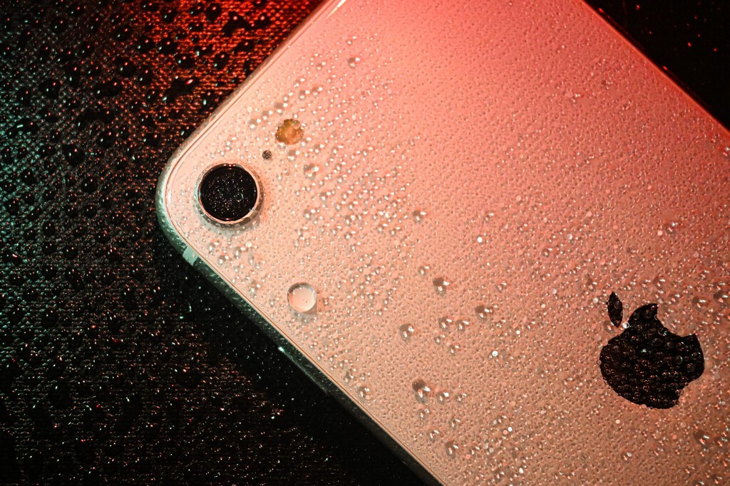 La diferencia entre llevar o no tu iPhone mojado al servicio técnico pasa por este pequeño truco que aprendí a la fuerza La diferencia entre llevar o no tu iPhone mojado al servicio técnico pasa por este pequeño truco que aprendí a la fuerza