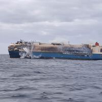 El incendio en el barco que transportaba miles de coches podría costarle al Grupo Volkswagen 135 millones de euros