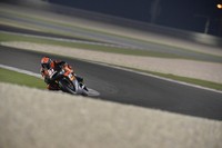 Aleix Espargaró acaba como el más rápido en Catar. Pol Espargaró se fractura la clavícula
