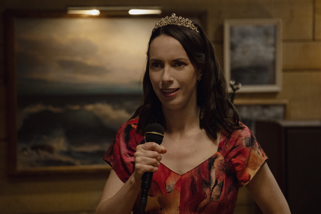 Si aún no has visto 'La maldición de Widow's Bay', no me hagas caso a mí: házselo a los Emmy ahora que tienes un mes gratis de Apple TV