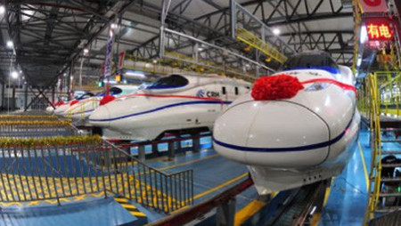 Desde finales de año China cuenta con la línea de tren más rápida del mundo