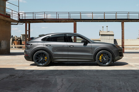 Porsche Cayenne Turbo E-Hybrid pack GT 2024