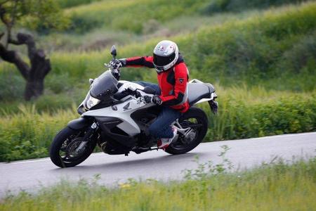 Honda Crossrunner en acción 8