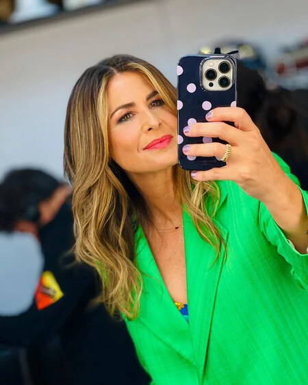 Nuria Roca nos inspira para fichar tres vestidos maravillosos para noches de verano en El Corte Inglés