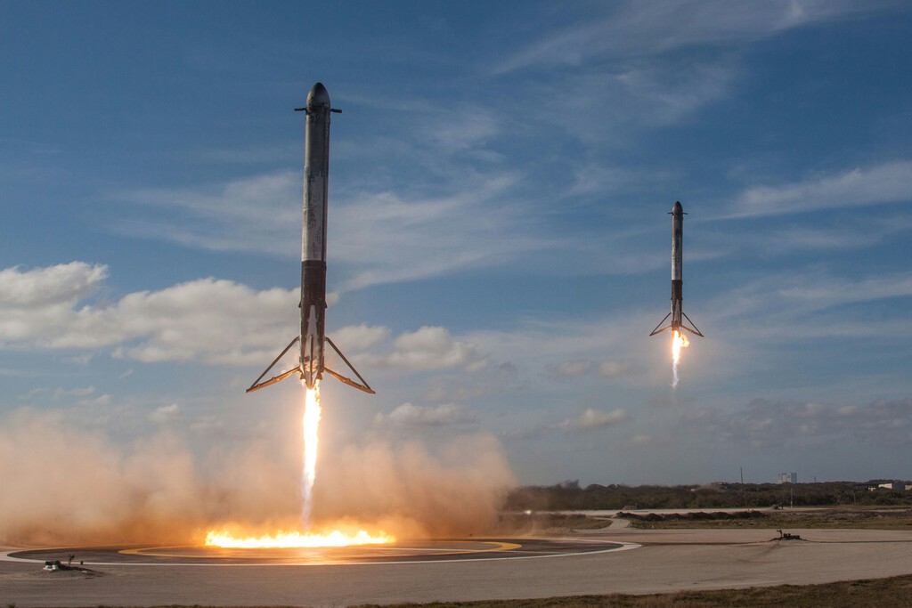 SpaceX ha comprado el espectro que EchoStar no logró usar: la nueva carrera espacial ya no es llegar al espacio, es controlarlo 