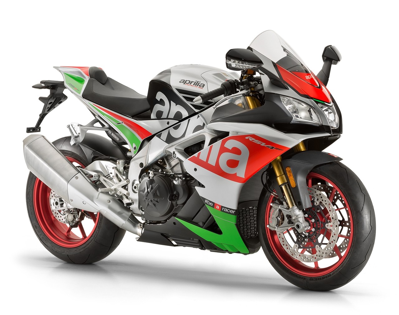 Las Aprilia RSV4 RR y RF se actualizan, de los circuitos a tu garaje con 201 caballos