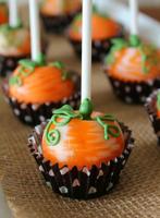 Manualidad de Halloween: Chupa Chups con forma de calabazas