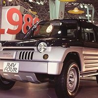 Este prototipo fue el germen que desató la fiebre de los SUV, el Toyota RAV-Four