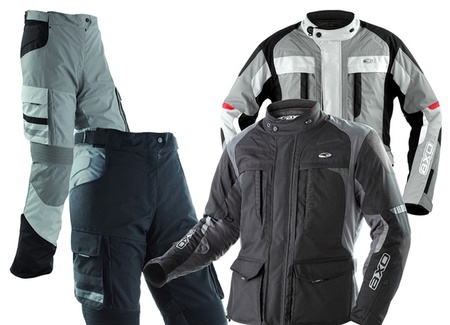 AXO Voyager y Cayman, novedad 2013 en ropa touring