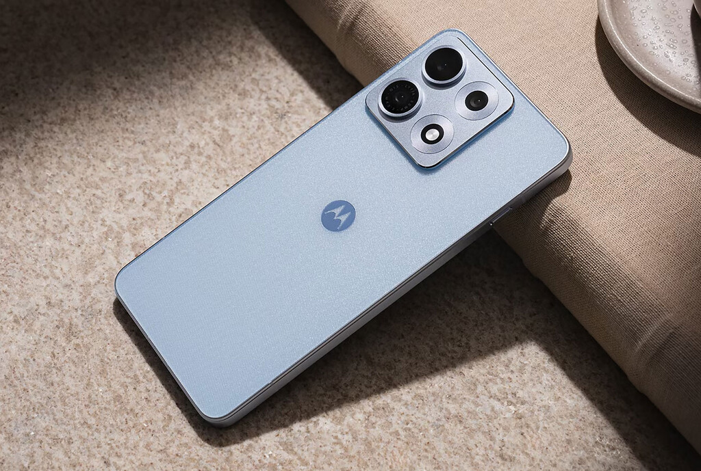 El Motorola con la mayor batería de su historia no solo aguanta días encendido: el Edge 70 Max es una bestia en potencia