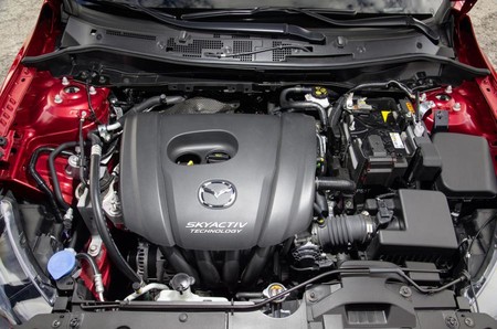 Mazda podría estar preparando motor revolucionario con rendimiento de auto híbrido