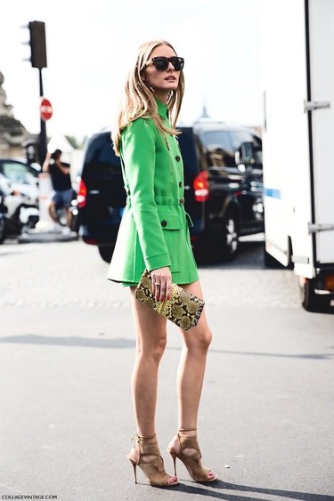 La esperanza se representa en verde, y la calle la acoge con clamor 