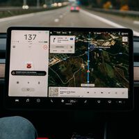 Tesla presume de Autopilot pero sus conductores tienen más accidentes que cualquier otra marca, según este estudio