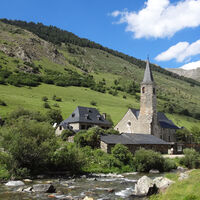 Casi nadie la visita pero es "la Baviera española": un santuario de alta montaña en un Parque Nacional con lagos alpinos entre abetos y hayas