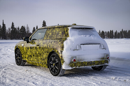 Mini Cooper 2023 Camuflaje 13