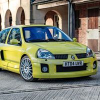 Joya francesa: este flamante Renault Clio V6 fue vendido por 2.5 millones de pesos