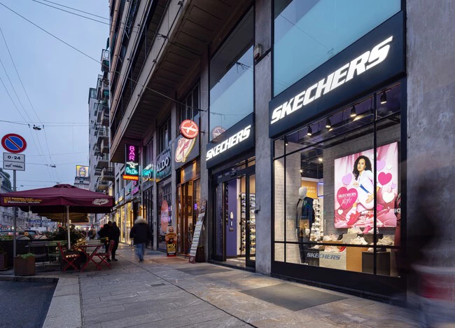 Skechers Corso Buenos Aires Store Hero Cropped Lightened