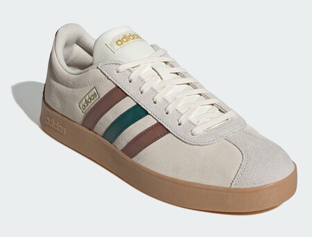 Adidas Rebaja Las Zapatillas Mas Elegantes Que Llevaras En Otono Un Modelo Clasico Que Encaja Con Muchos De Tus Looks