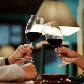 No hace falta ser rico para beber buen vino: cinco Riojas crianza por menos de 10 euros que la OCU recomienda