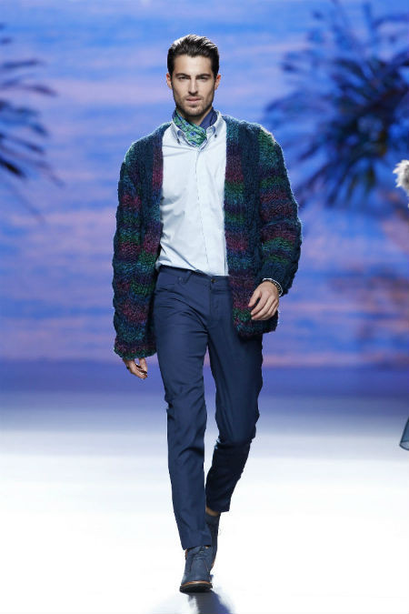 Francis Montesinos otoño-invierno 2014/2015: el eterno empeño de la falda masculina