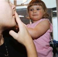 España, el país donde más padres fuman delante de sus hijos