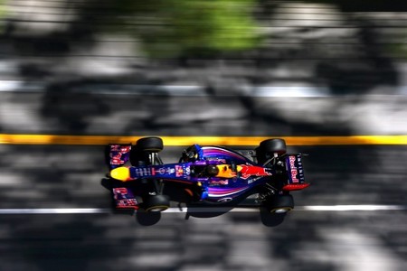 Red Bull quiere seguir con Renault como motorista
