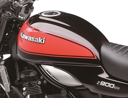 Kawasaki Z900rs 2018 001