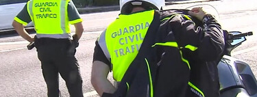  "Es un método educativo". La Guardia Civil de Tráfico defiende su "cara amarga" de poner muchas multas