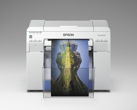 Epson SureLab D700: nueva impresora de producción fotográfica
