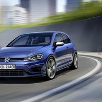 Volkswagen Golf R 2017, ahora con 306 hp y ganas de no quedar atrás del León Cupra