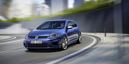 Volkswagen Golf R 2017, ahora con 306 hp y ganas de no quedar atrás del León Cupra