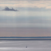 Fogo-fátuo, arco-íris flamejante, maré vermelha e mais: 7 fenômenos considerados sobrenaturais, mas que a ciência já desvendou 