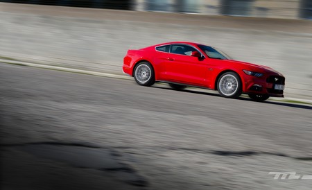 Ford Mustang 2017 005