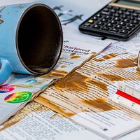 6 cosas que NO debe hacer el autónomo en la declaración de la RENTA 2022/2023 