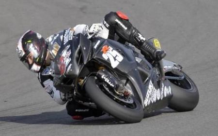 Leon Haslam, el más rapido del viernes