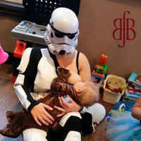 En Halloween y otras fiestas criaturas increíbles también toman pecho