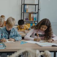 Florida quiere prohibir que las niñas de primaria hablen sobre su menstruación 