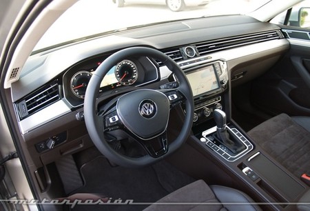 Volkswagen Passat 2015 650 10